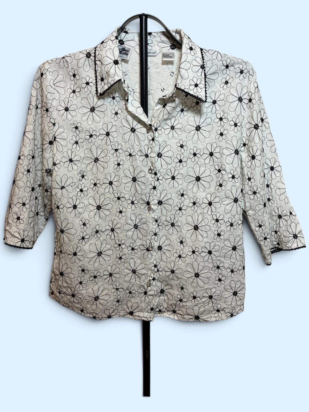 VTG Richard Malcolm 100% Irish Linen Embroidered Daisy Blouse Rhinestone Buttons
